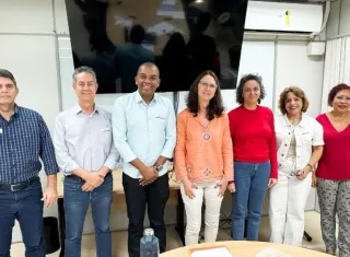 Prefeito de Prado avança em tratativas para retomada da obra de asfalto da estrada até Cumuruxatiba