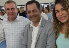 Prefeito de Vereda participa da posse de Dom Aldemiro como novo bispo