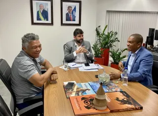 Prefeito do Prado, Gilvan Produções, busca apoio para reativação do aeroporto de Caravelas