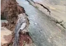 Prefeito Dr. Marcelo Belitardo e vice prefeito Mateus Guerra acompanham de perto os estragos provocados pela chuva em Teixeira de Freitas
