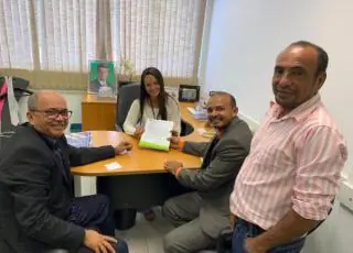 Prefeito e vereadores do município de Caravelas viajam à Salvador em busca de melhorias