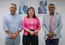 Prefeito Gilvan Produções se reúne com a Secretária da Educação da Bahia para buscar mais investimento para o município de Prado