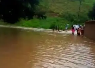 Prefeito Manrick, presidente do Construir fala das ações para ajudar os municípios castigados pela chuva.