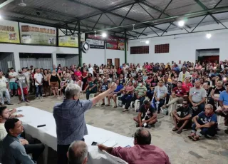 Prefeito Mildson pede apoio a deputados Alex da Piatã e Paulo Magalhães em reunião