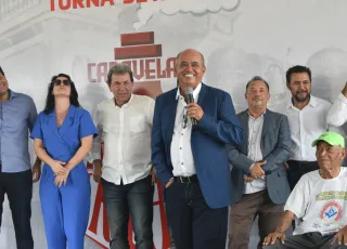 Prefeito Silvio Ramalho recepciona em Caravelas autoridades durante assinatura do Projeto logístico multimodal da ferrovia Bahia-Minas em Ponta de Areia 