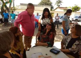 Prefeito Temóteo Brito participa de café da manhã oferecido pela Associação de Moradores do bairro Recanto do Lago