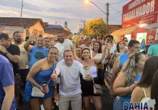 Prefeito Tonzinho comemora reeleição com grande festa em Lajedão