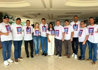 Prefeito Tonzinho lidera comitiva de Lajedão em convenção estadual do PT, em Salvador