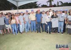 Prefeito Tonzinho recebe deputada Cláudia Oliveira e reforça parceria em prol de Lajedão