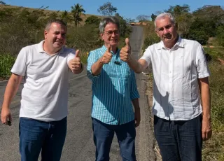 Prefeito Tonzinho recebe secretário estadual e prefeitos para vistoria de obras em Lajedão