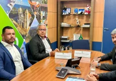 Prefeito Zico de Baiato se reúne com ministro do Turismo para discutir investimentos em Alcobaça