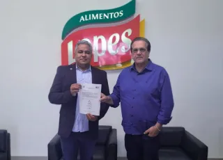 Prefeito Zico de Baiato visita  indústria de alimentos no Paraná e articula implantação de unidade para  geração de empregos em Alcobaça