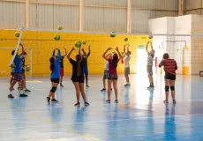 Prefeitura de Teixeira de Freitas abre cadastro para aulas esportivas na Estação Cidadania.