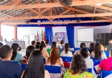 Prefeitura de Ibirapuã promove encontro sobre o Plano Nacional Escola das Adolescências
