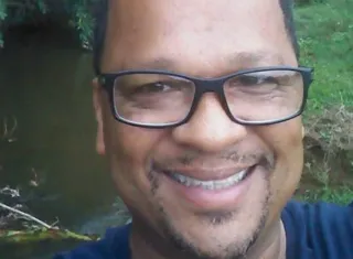 Prefeitura de Medeiros Neto emite nota de pesar pelo falecimento do ex-candidato a vereador e servidor Dilsinho de Juracitaba 