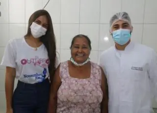 Prefeitura de Medeiros Neto entrega na Campanha Medeiros Sorridente, novas remeças de próteses dentárias à população