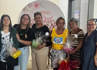 Prefeitura de Medeiros Neto homenageia mães acompanhadas pelo CAPS