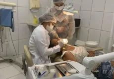 Prefeitura de Medeiros Neto realiza atendimento odontológico especializado para pacientes com necessidades especiais