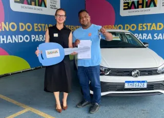 Prefeitura de Medeiros Neto recebe carro 0km para apoio logístico na saúde