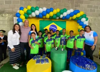 Prefeitura de Medeiros Neto reúne centenas de estudantes nos Jogos Escolares da Independência