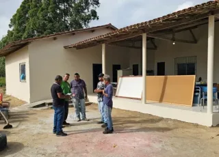 Prefeitura de Mucuri entrega reforma do Posto de Saúde do Lagoa Bonita e entra em fase final com a revitalização da Escola Carolina de Moraes