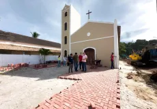 Prefeitura de Prado inicia obras da nova praça da Igreja Matriz de Cumuruxatiba