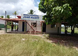 Prefeitura de Prado segue investindo na Educação com a reforma da Escola José Marti