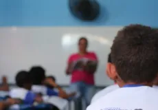 Prefeitura de Teixeira de Freitas abre processo seletivo para estagiários da Educação Inclusiva