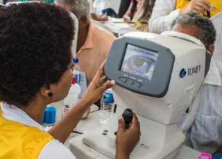 Prefeitura de Teixeira de Freitas fará entrega de óculos e próteses dentárias de pacientes atendidos na Feira da Saúde