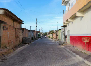 Prefeitura de Teixeira de Freitas finaliza pavimentação da Rua Recreio no bairro Liberdade 2