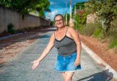 Prefeitura de Teixeira de Freitas intensifica melhorias e pavimenta ruas importantes no Monte Castelo