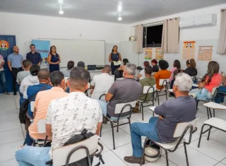 Prefeitura de Teixeira de Freitas lança programa de qualificação profissional “Caminhando para o Futuro: Desenvolve Teixeira”