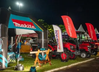 Prefeitura de Teixeira de Freitas marca presença em feira que destaca inovação e desenvolvimento econômico