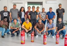 Prefeitura de Teixeira de Freitas promove treinamento de prevenção a incêndios para servidores municipais