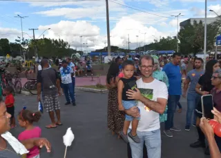 Prefeitura de Teixeira de Freitas promove tarde de lazer em comemoração ao Dia das Crianças