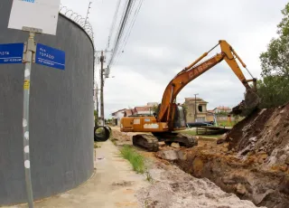 Prefeitura de Teixeira de Freitas prossegue com obra de drenagem no bairro Kaikan