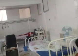 Prefeitura de Teixeira emite nota sobre pedaço do reboco que caiu no Hospital Municipal
