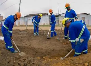 Prefeitura de Teixeira inicia construção da praça do Liberdade 2