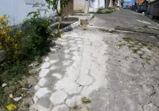 Prefeitura de Teixeira realiza manutenção de rua no Santa Rita