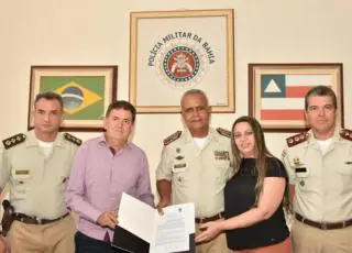 Prefeitura de Vereda assina convênio para implantação do sistema de ensino militar no município