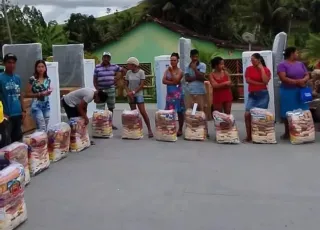 Prefeitura de Vereda distribui Kits para famílias atingidas pelas enchentes