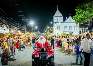 Prefeitura do Prado inaugura decoração natalina na Praça da Matriz