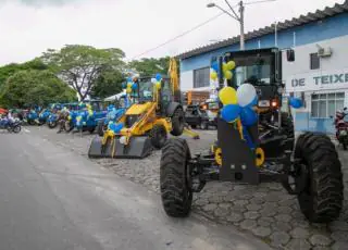 Prefeitura de Teixeira recebe 18 máquinas e equipamentos que vão fortalecer a  Agricultura Familiar