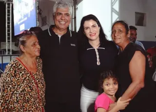 Prefeitura Nova Viçosa inaugura Praça Manuel Pedro dos Santos. Local  vira novo ponto de encontro 