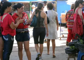 Presidente anuncia projeto para igualar salários de homens e mulheres