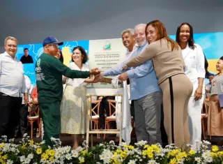 Presidente Lula inaugura o Hospital Estadual Costa das Baleias, maior unidade hospitalar do extremo sul da Bahia