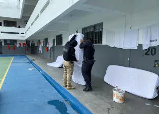 Presídio de Eunápolis passa por revista geral cinco meses após fuga em massa