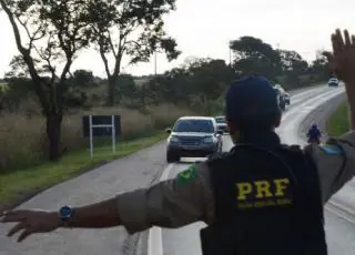 PRF apreende 3,5 toneladas de maconha na Baixada Fluminense