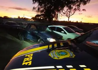 PRF apreende caminhonete Strada utilizando motor de Siena com ocorrência de crime em Porto Seguro