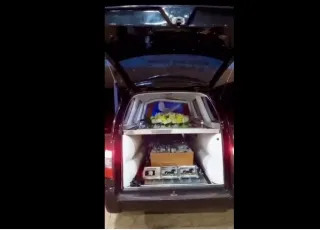 PRF apreende carro fúnebre transportando pó (mas não era de cremação)